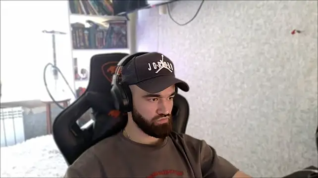 Chat XXX en directo de _Serious_Man