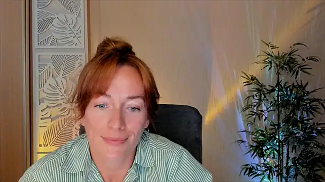 RebeccaMartinez's Live XXX Chat