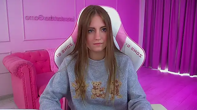 Chat +18 de SofiaSarvains ao vivo