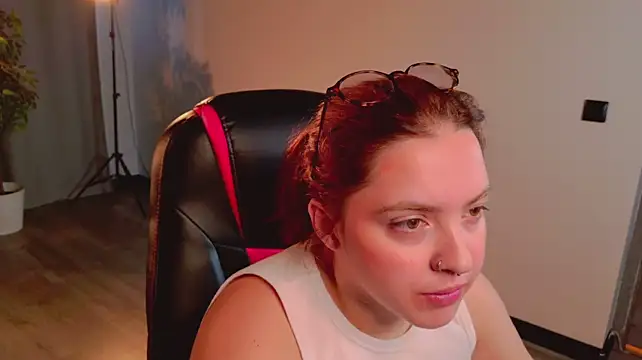 Bubbles_Luna's Live XXX Chat