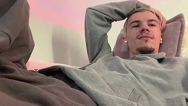 Chatroom XXX en direct de Jeremy1Scott