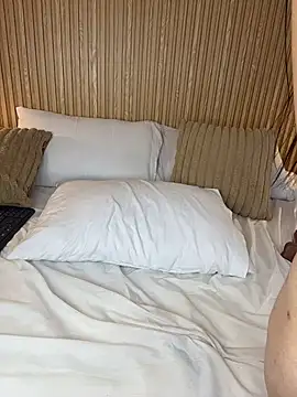 Yalezka_ Chat XXX in diretta
