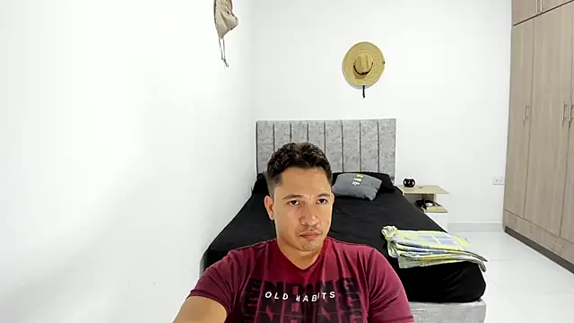 Valerioe's Live XXX Chat