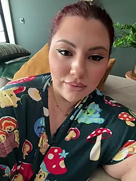 CurvyKimmy1 Chat XXX in diretta