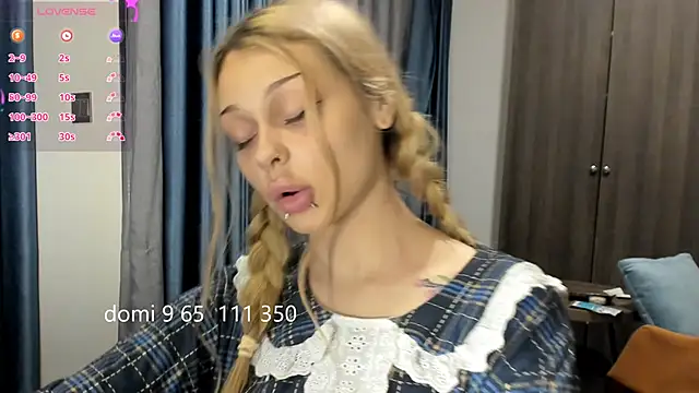 Chat +18 de MelonyEmo ao vivo