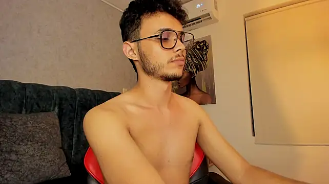 XXX chat uživo modela Alhan_Twink