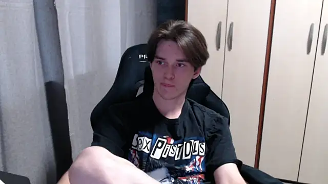 XXX chat uživo modela arthur___king