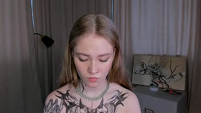MaireLanda Live XXX-Chat