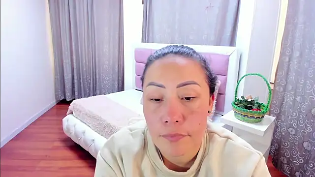 gaby_trent Live XXX-Chat