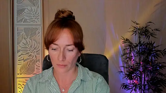 RebeccaMartinez XXX чат на живо