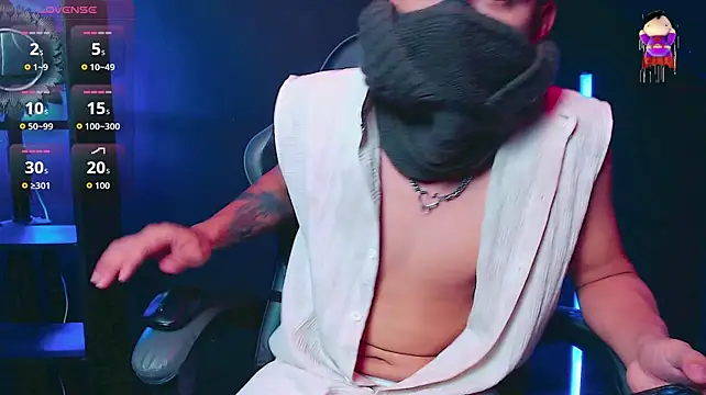 ALPHA_LATINO Pertunjukan Webcam