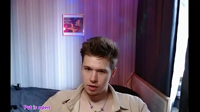 Sheldon_music élő XXX-chatje