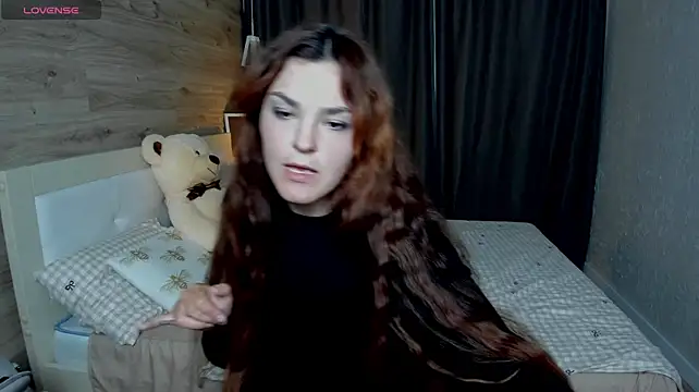 LeyaaStarr Adlı Modelin Canlı XXX Sohbeti