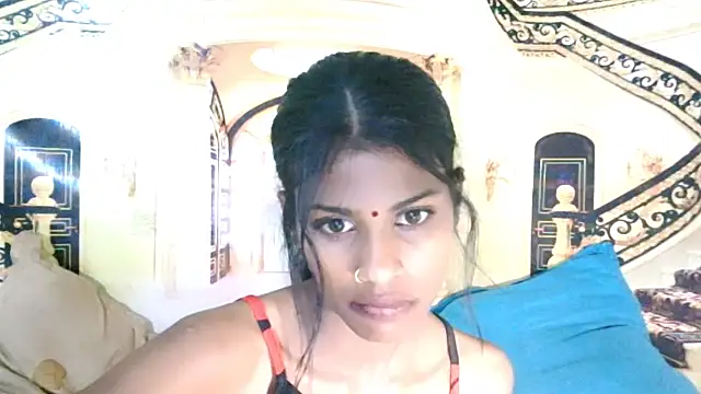 IndianSilkySpicen Live XXX chat