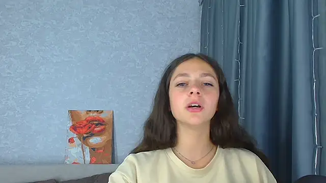 KissMeJulia Adlı Modelin Canlı XXX Sohbeti