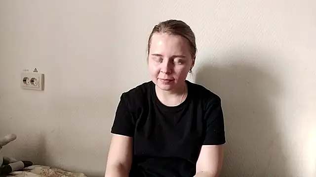 YadaSteiner live XXX chat