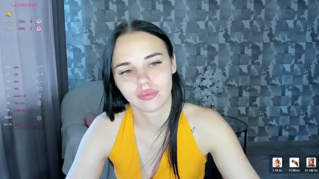 Chat +18 de Kseni_a ao vivo