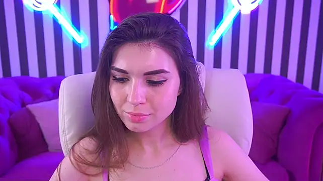 KylieJoyys' Live XXX Chat