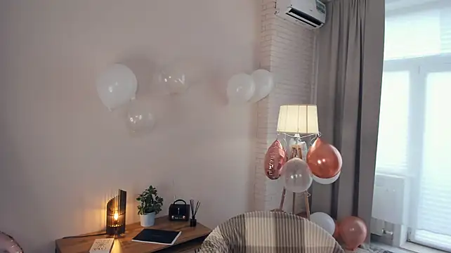 FeliciaKogen's Live XXX Chat