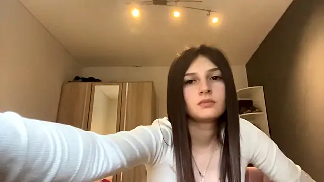 SpanishRooter live XXX chat