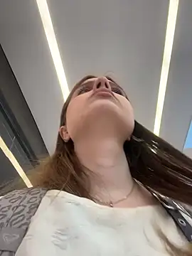 Chat XXX en directo de Lunabelle_
