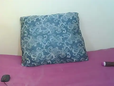 Onionbooty100's Live XXX Chat