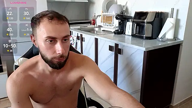 RyanStorm_ élő XXX-chatje