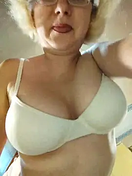 دردشة Vika1111 الجنسية المباشرة
