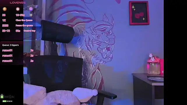 Regina_Iris Chat XXX in diretta