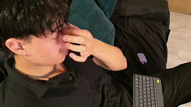 Edward_oa Webcam Show