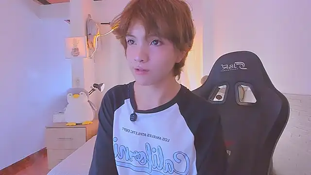 Sweet_Allan Chat XXX in diretta