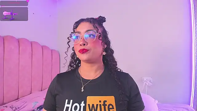 Chat XXX ao vivo de antonelllepiercee