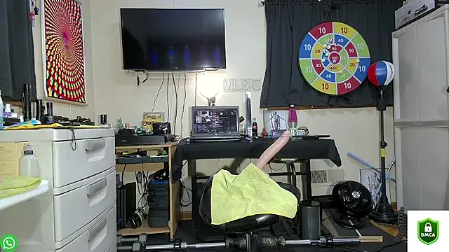 NAKEDDJ1963's Live XXX Chat