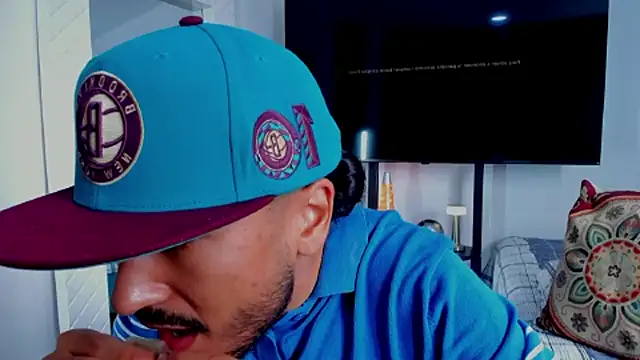 david__johnson372 XXX чат на живо