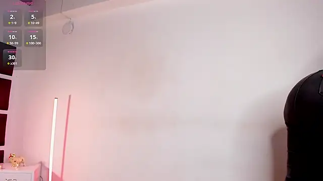 RossMildrey's Live XXX Chat