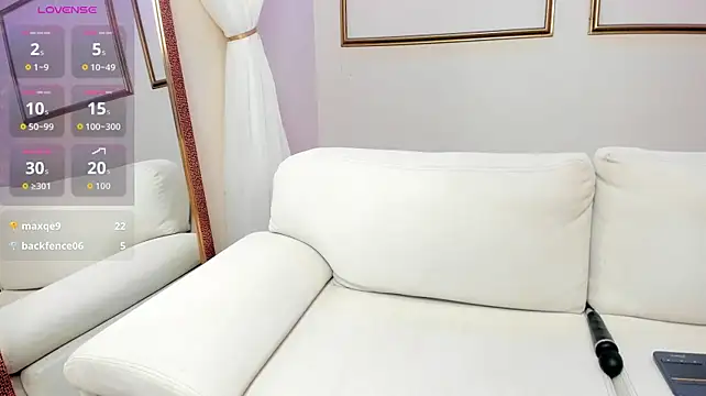 MiaLiore_ Adlı Modelin Canlı XXX Sohbeti