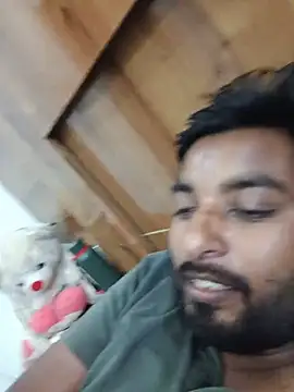 XXX chat uživo modela realmxxx1