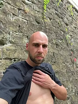 Oliver_outside লাইভ XXX চ্যাট