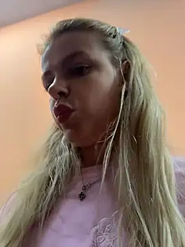 HarrietDartn Live XXX chat