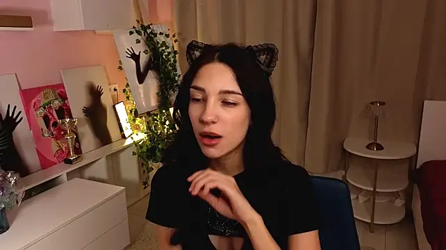 VinaMccroy Chat XXX in diretta