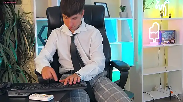 ThomasEdisonn live XXX chat
