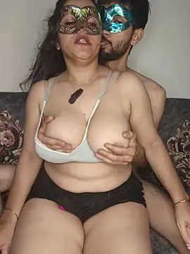 Chat XXX en directo de Curvy_Sakhi
