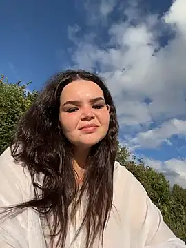 הופעת וובקאם של SnowWhiteSin