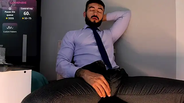 MarkWalker__ XXX чат на живо