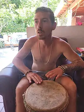 Simonshakeloveass 现场XXX聊天
