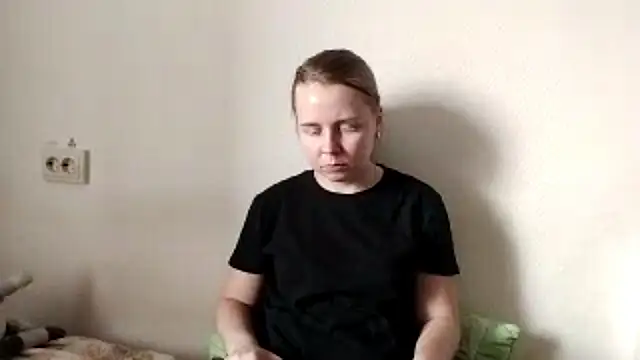 YadaSteiner's Live XXX Chat