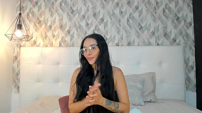 Roseaurora's Live XXX Chat