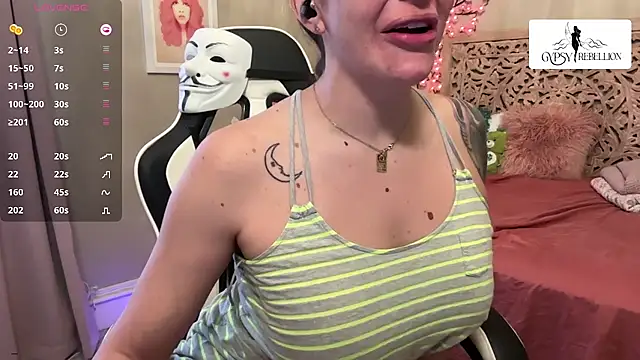 Gypsy_Rebellion's Live XXX Chat