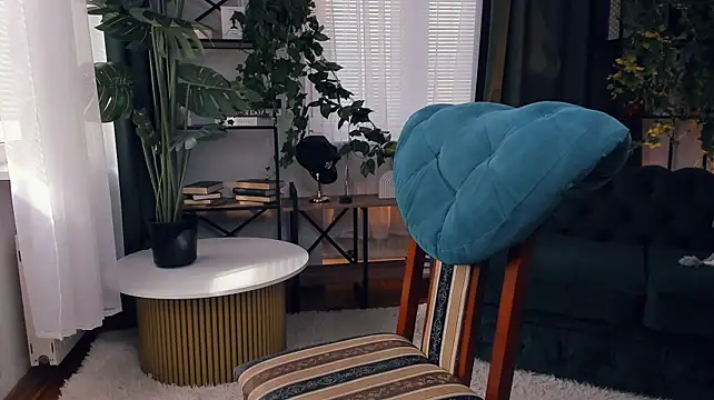 InesPiek – Naživo XXX chat
