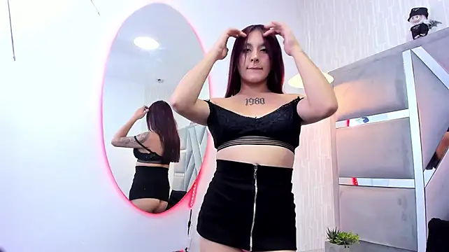 ArianaThomson Chat XXX live